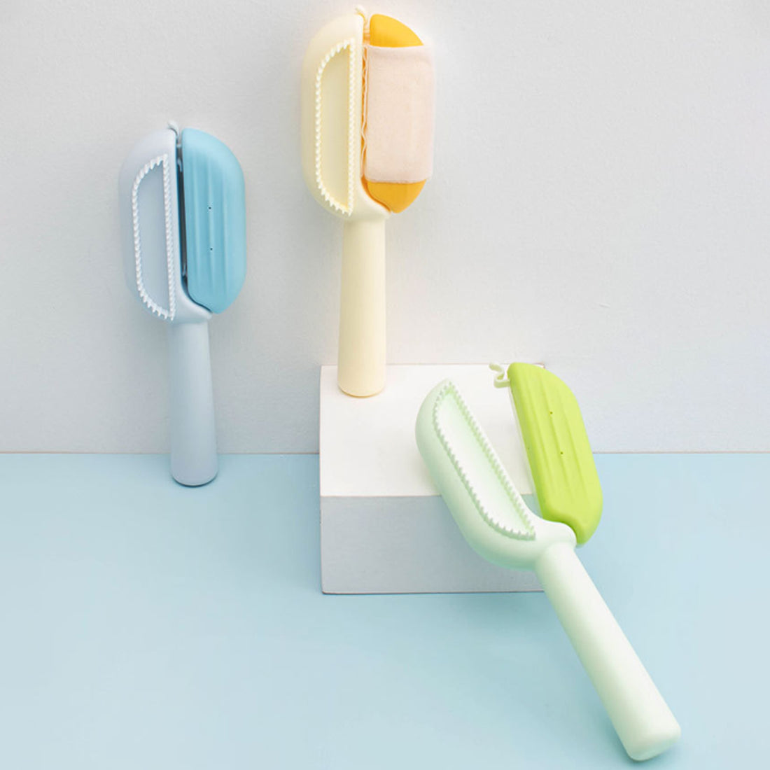 Pet Grooming Comb Floating Hair Remover Water Tank Brush